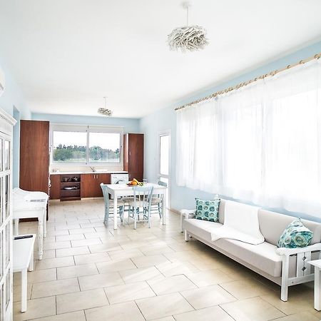 Alcyone Beach House فوروكليني المظهر الخارجي الصورة